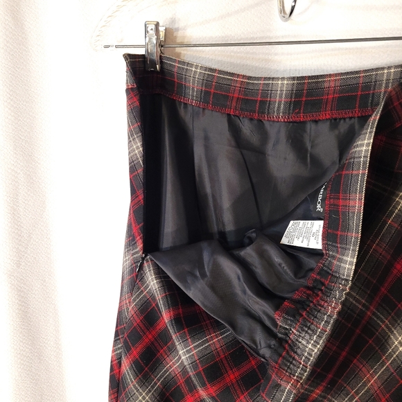 Full Length Plaid Skirt - Picture 6 of 10